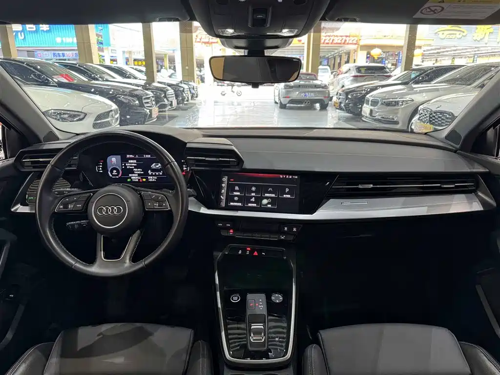 Audi A3 2023 Facelift Sportback 35 TFSI Fashion Sport фото 9