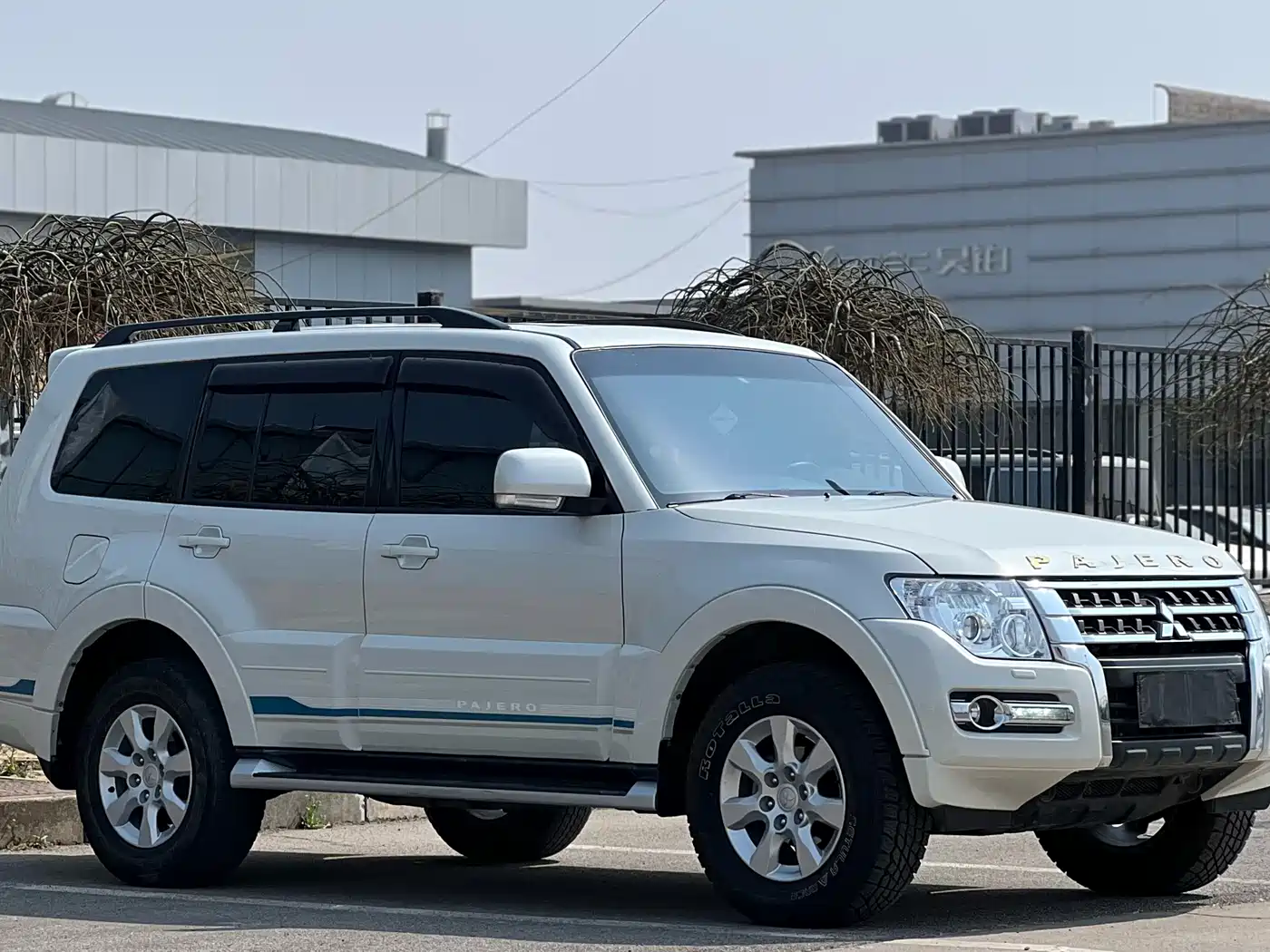 Mitsubishi Pajero (Import) 2019 3.0L Auto Standard Version фото 3