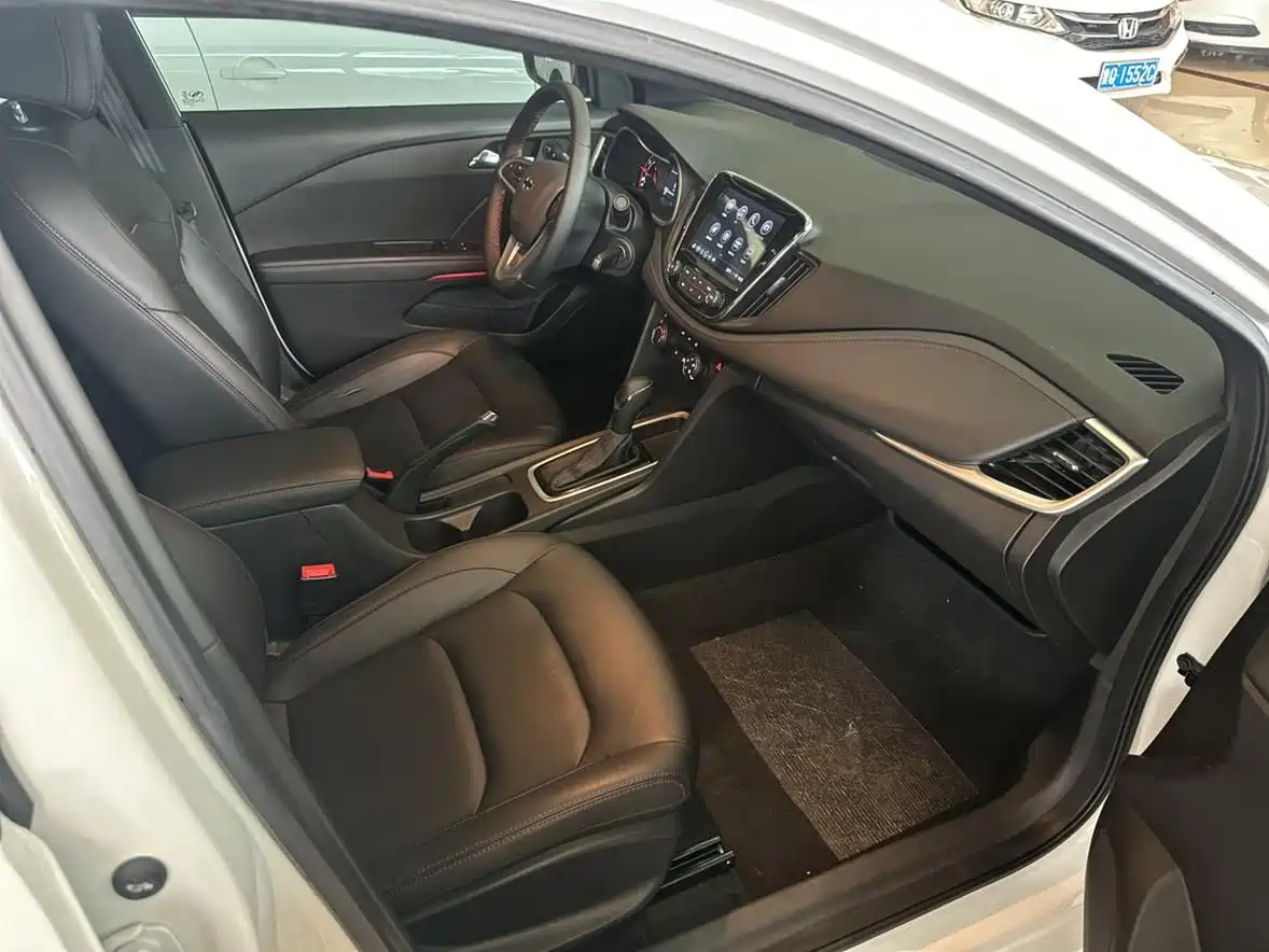 Chevrolet Monza 2022 Mild Hybrid RS 330T Automatic Comfort Edition фото 16