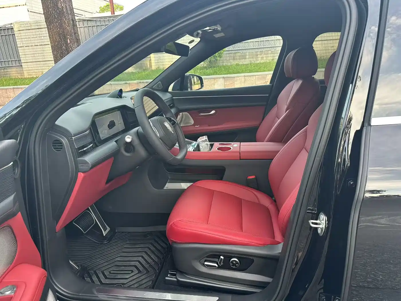 2026 AITO Wenjie AITO M5