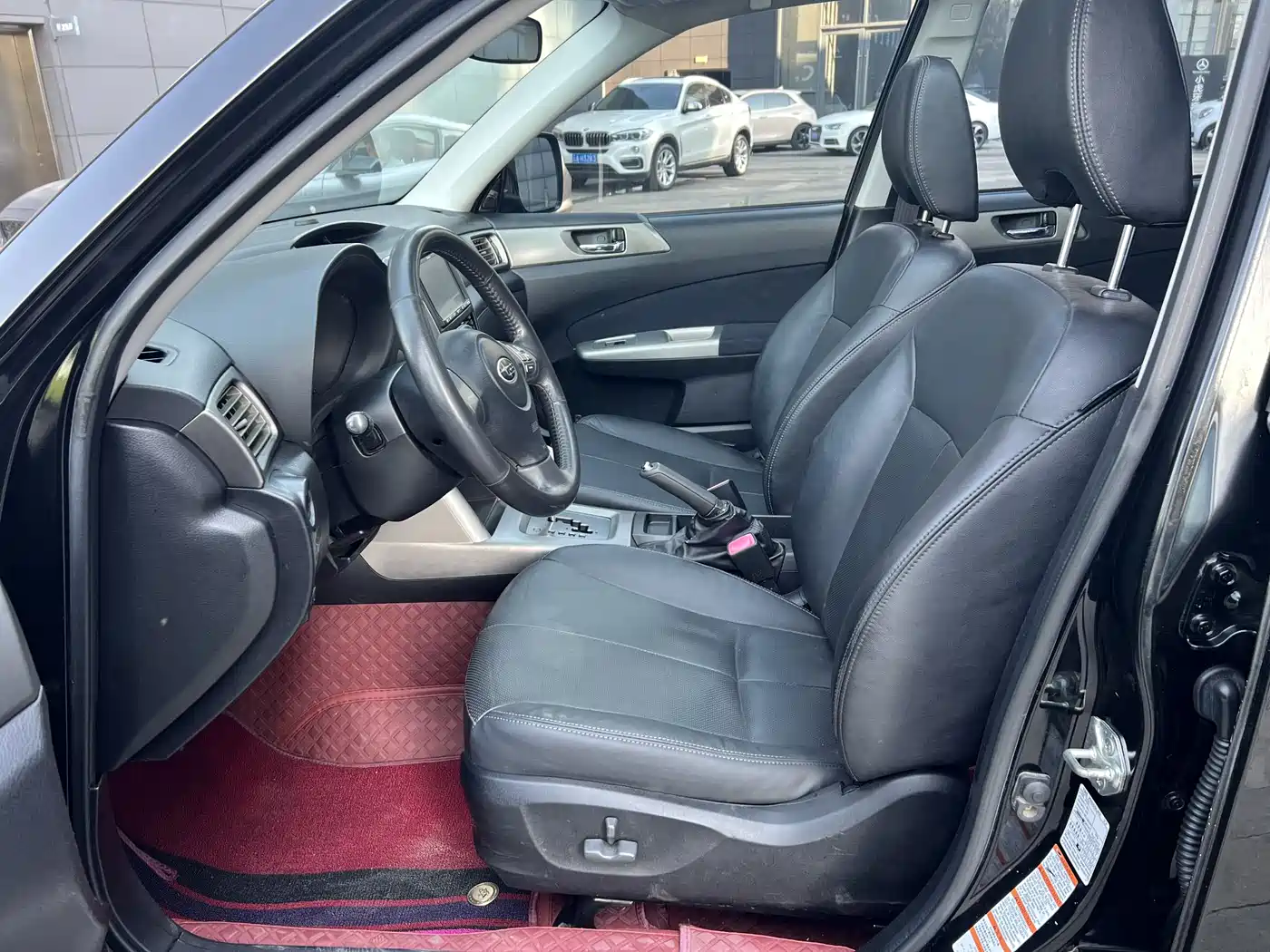 Subaru Forester 2010 2.5XT Luxury Navigation Edition фото 4