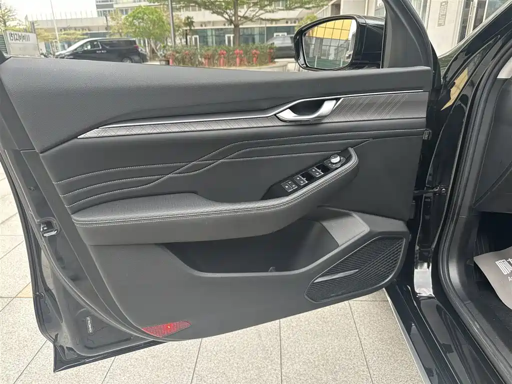 GEELY AUTOMOBILE XINGRUI