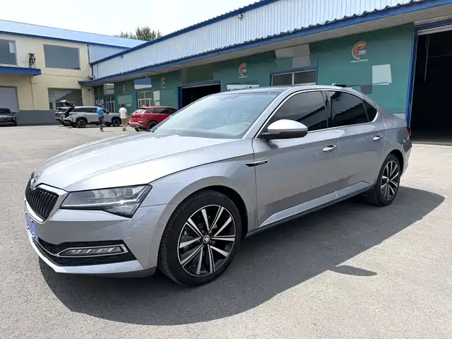 Skoda Superb TSI280 DSG, Престиж