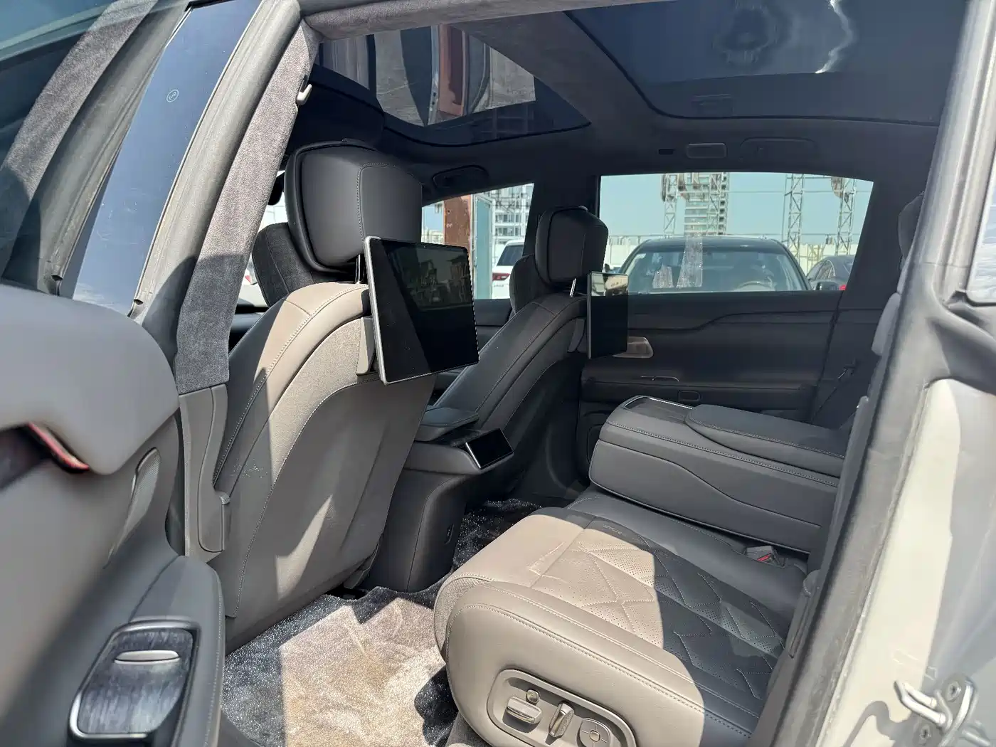 NIO ET7 2025 2024 100kWh Executive Signature Edition