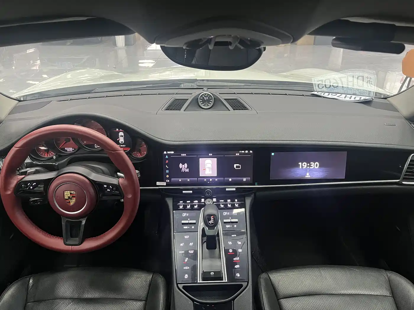 Porsche Panamera 2010 Panamera 3.6L фото 15