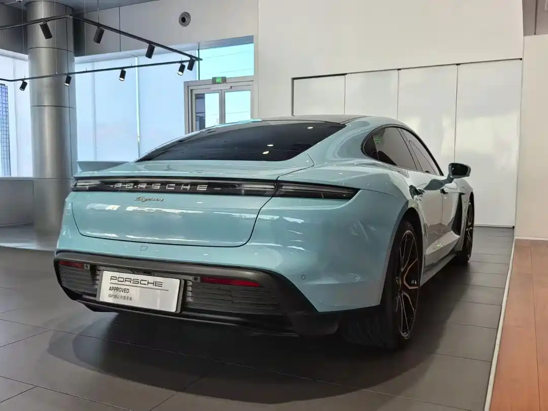 Porsche Taycan 2024 2022 Taycan