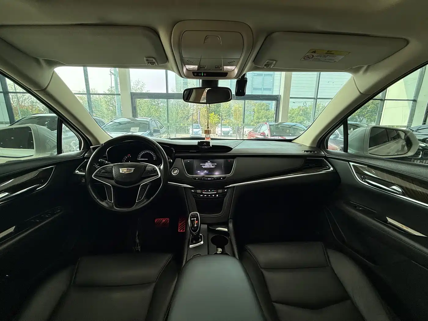 Cadillac XT5 2016 25T Luxury Model фото 12