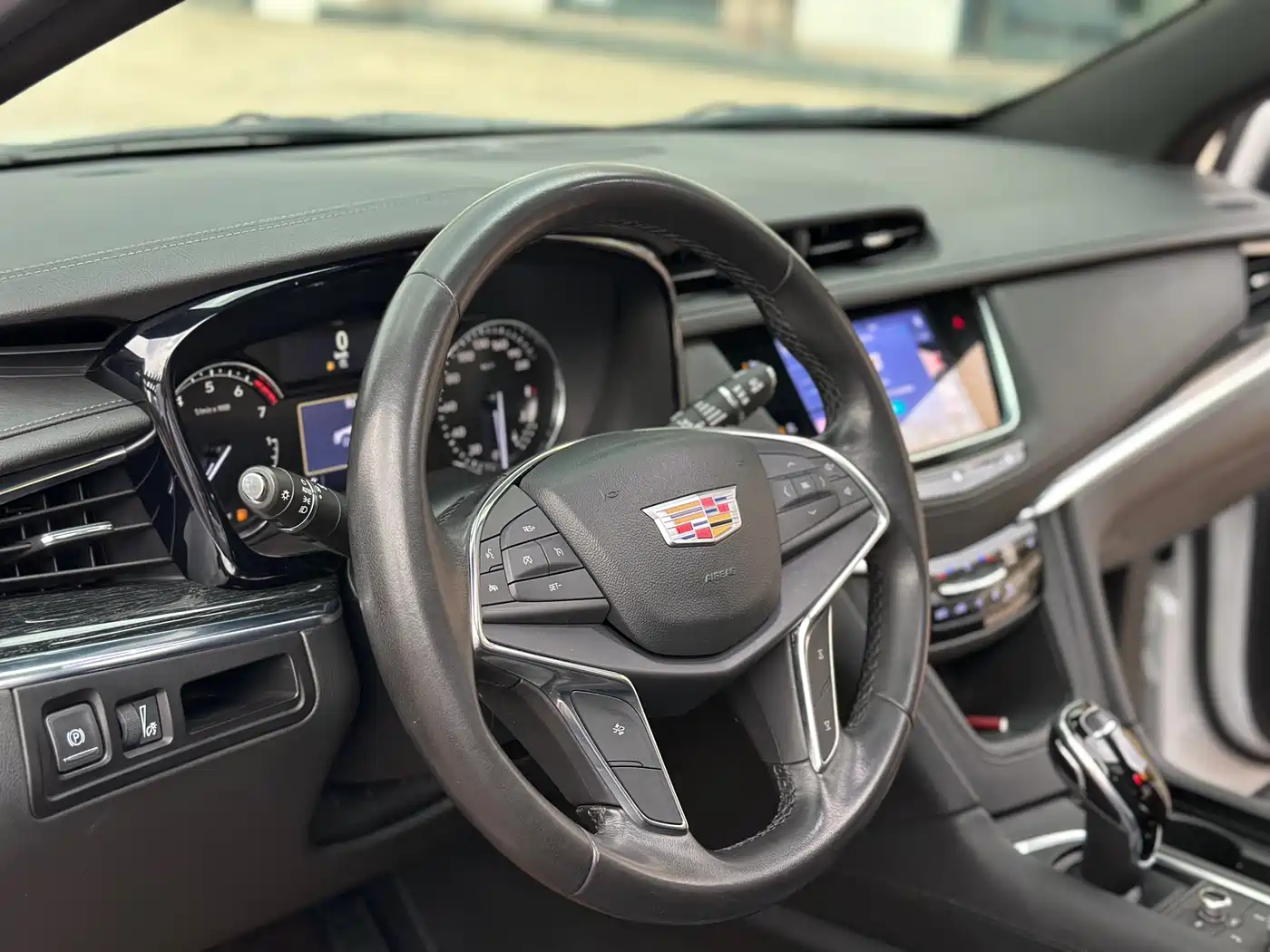 Cadillac XT5 2021 2.0T 2WD Luxury Edition фото 15
