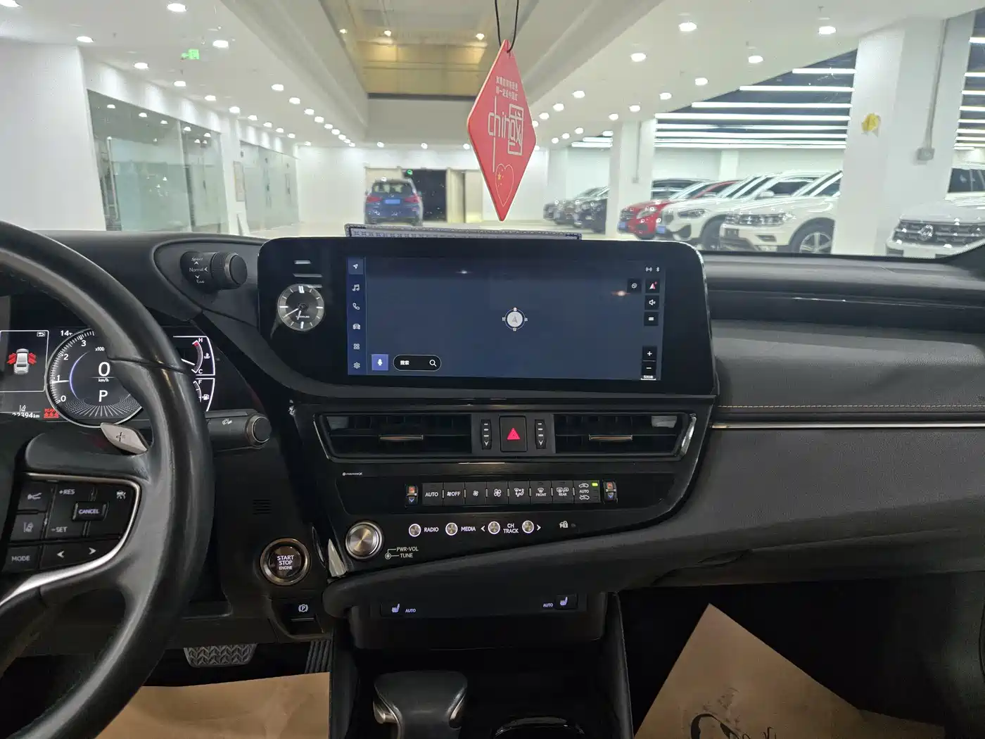 Lexus ES 2024 200 Premium Edition фото 10