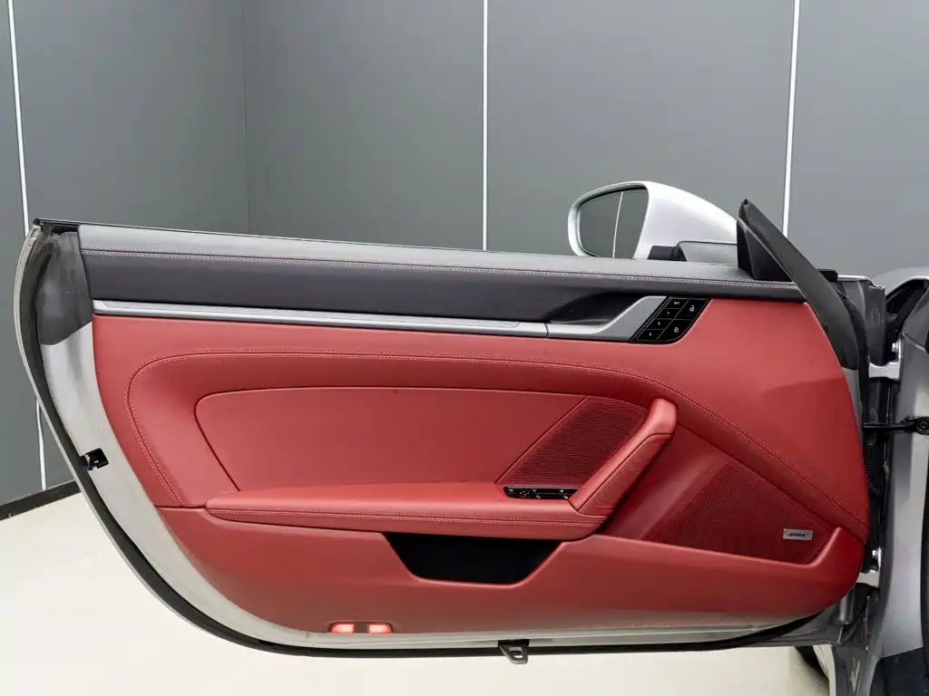 Photo 9 - Porsche 911