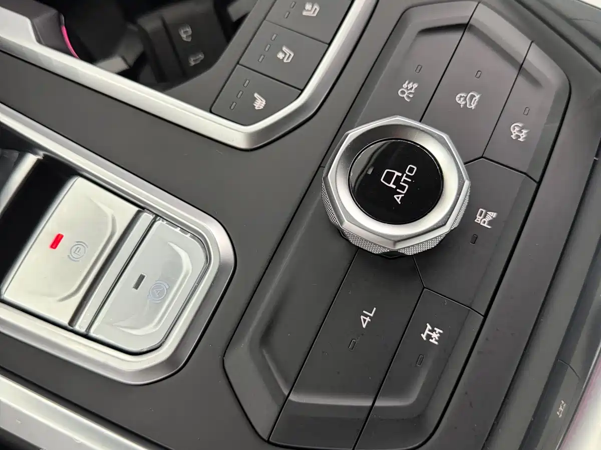 TANK TANK 400 NEW ENERGY