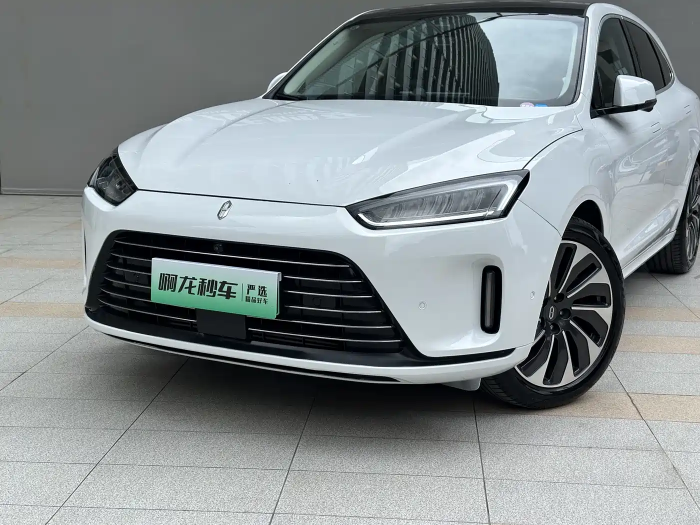AITO Wenjie AITO M5 2022 Extended Range RWD Standard фото 15
