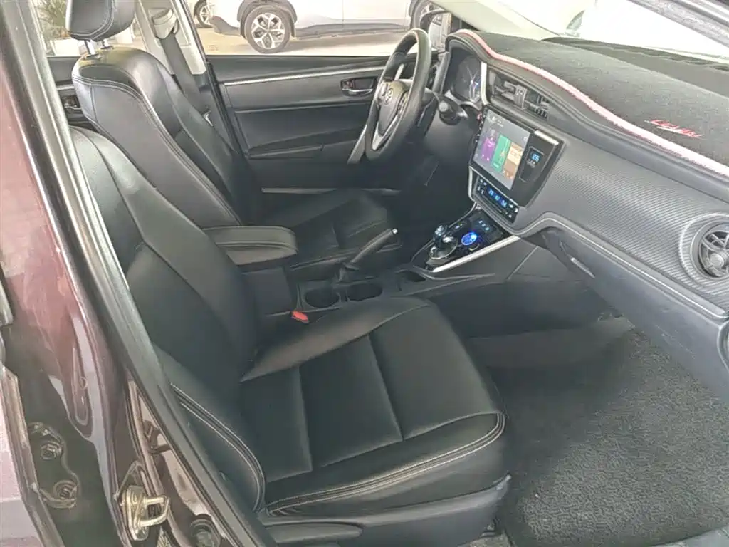 Toyota Levin 2017 Facelift Hybrid 1.8H GS E-CVT Elite Sunroof Edition China V фото 24