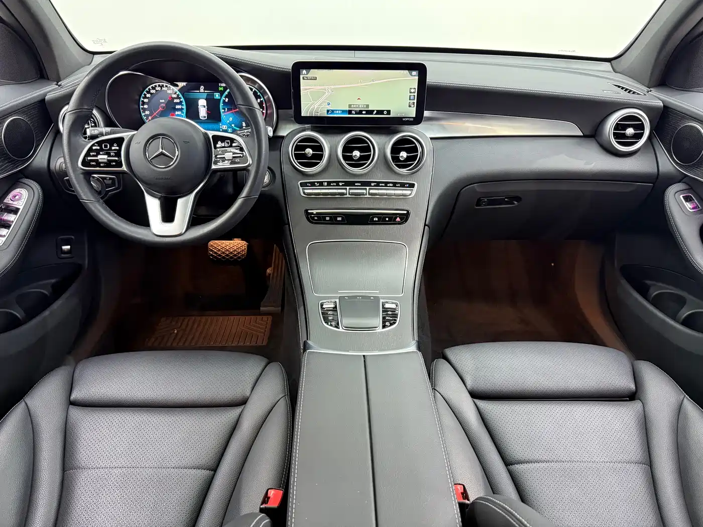 Mercedes-Benz GLC Coupe 2021 GLC 300 4MATIC Coupe SUV фото 22