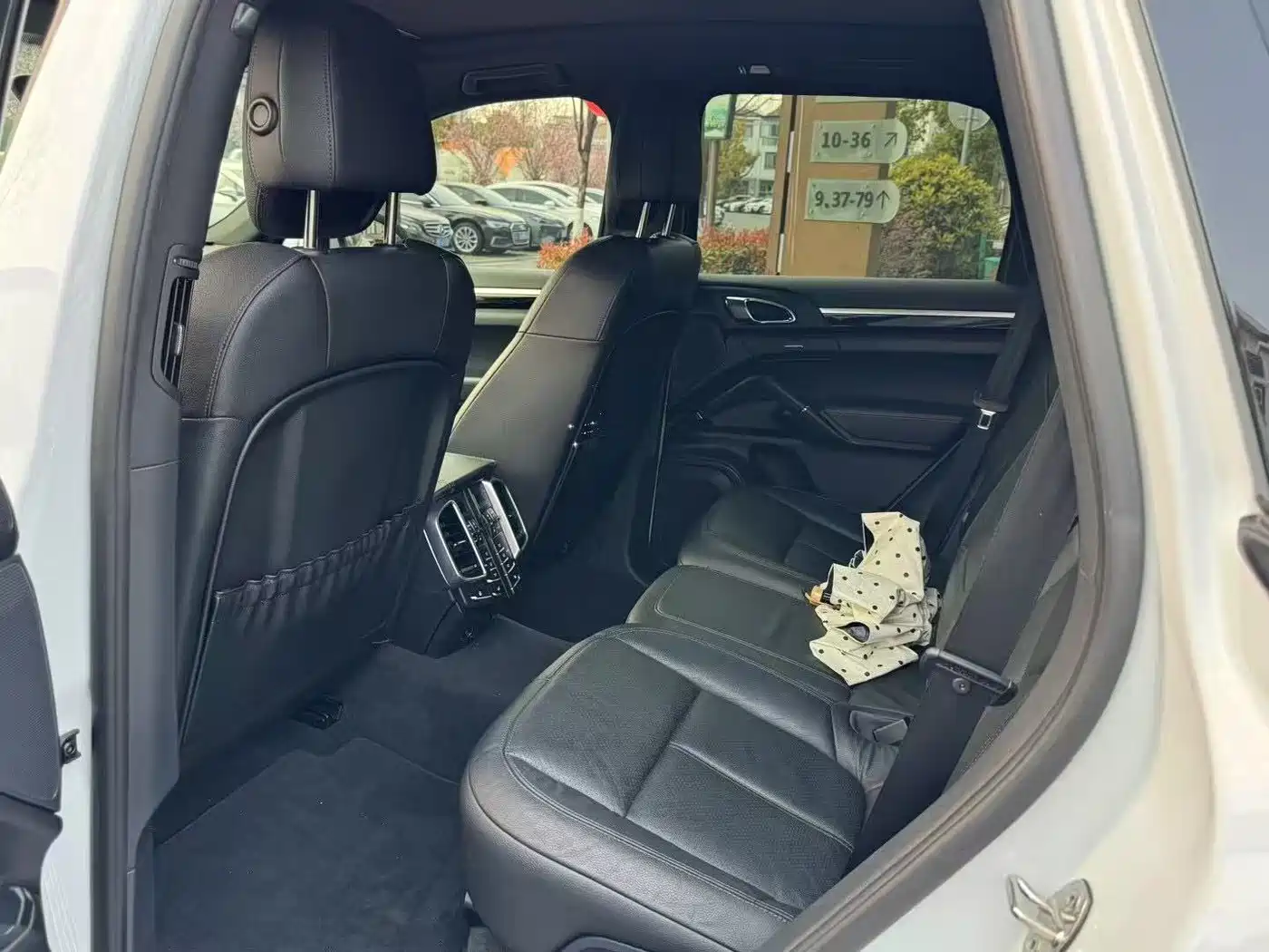 Porsche Cayenne 2014 Cayenne Platinum Edition 3.0T фото 7