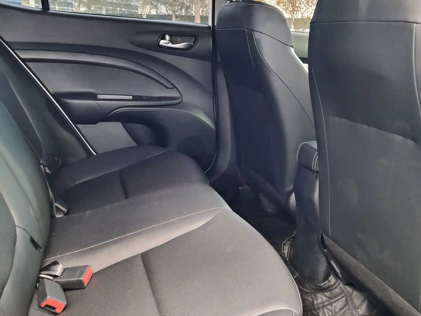 Kia KX1 2025 2026 1.4L Sunroof Edition