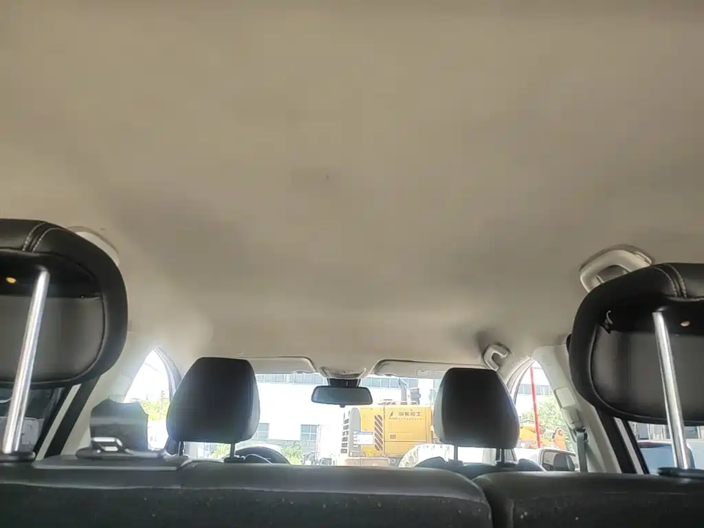 Baojun 530 2020 2020 1.5T CVT Luxury Connect 7-seater