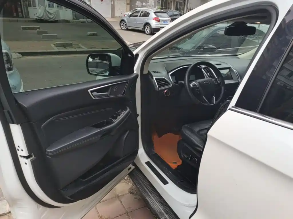 Ford Edge 2017 2016 EcoBoost 245 2WD Luxury 7-Seater