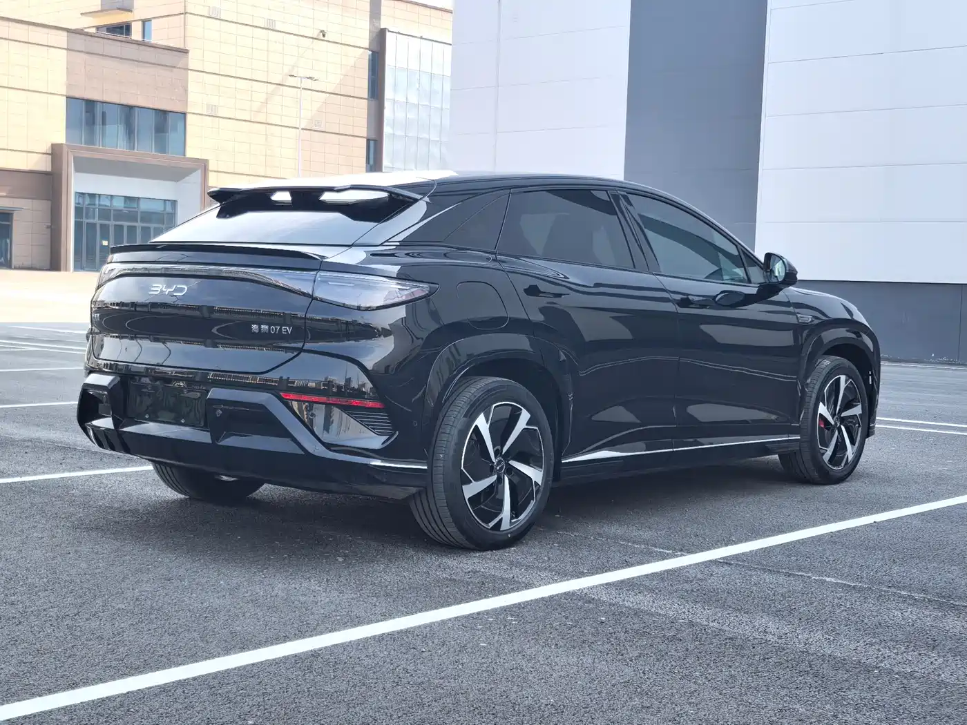 BYD SEA LION 07 EV