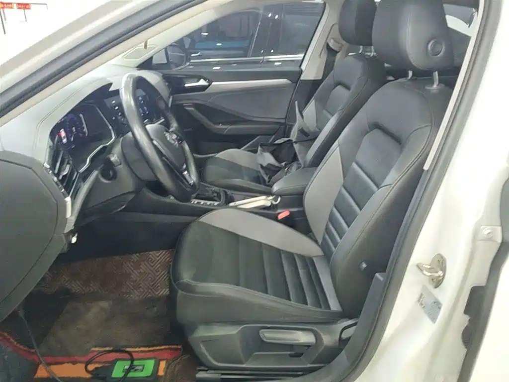Volkswagen Sagitar 2022 280TSI DSG Surpassing Edition фото 15