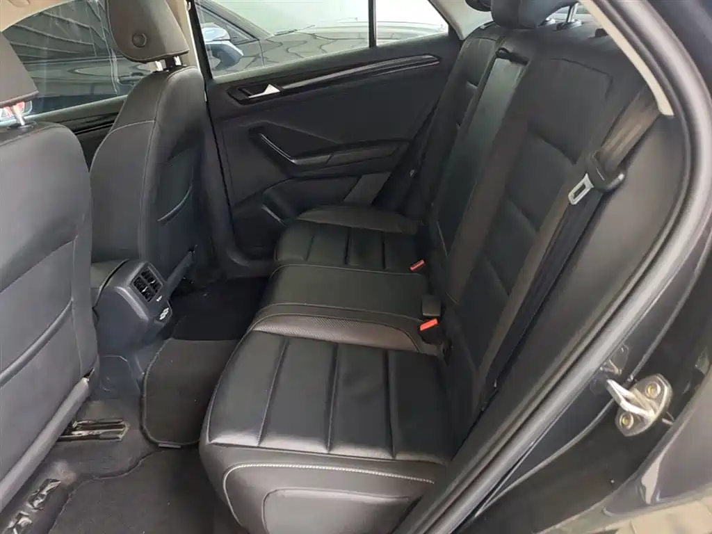 Volkswagen T-ROC 2021 280TSI DSG 2WD Comfort Connected фото 17