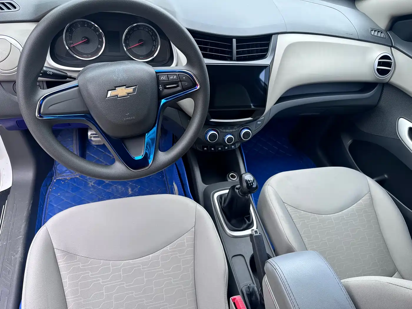 Chevrolet Sail 2018 Sail 3 1.5L Manual Ideal Sunroof фото 5