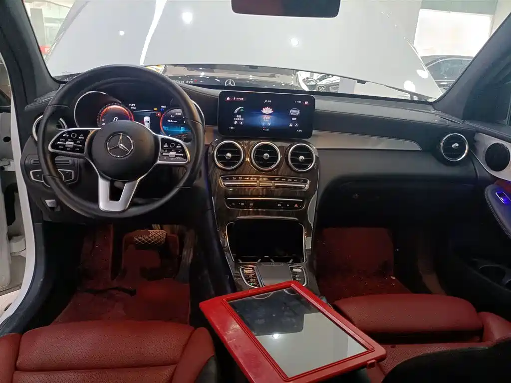 Mercedes-Benz GLC Coupe 2021 GLC 260 4MATIC Coupe SUV фото 6