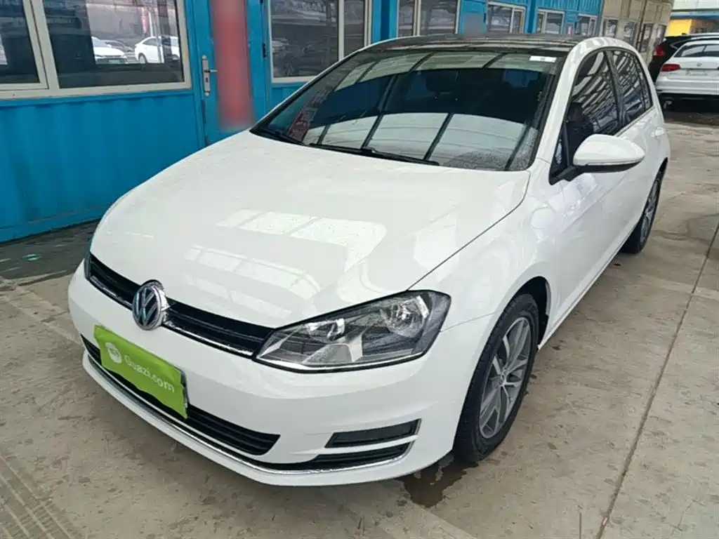 Volkswagen Golf 2016 230TSI Automatic Luxury фото 2