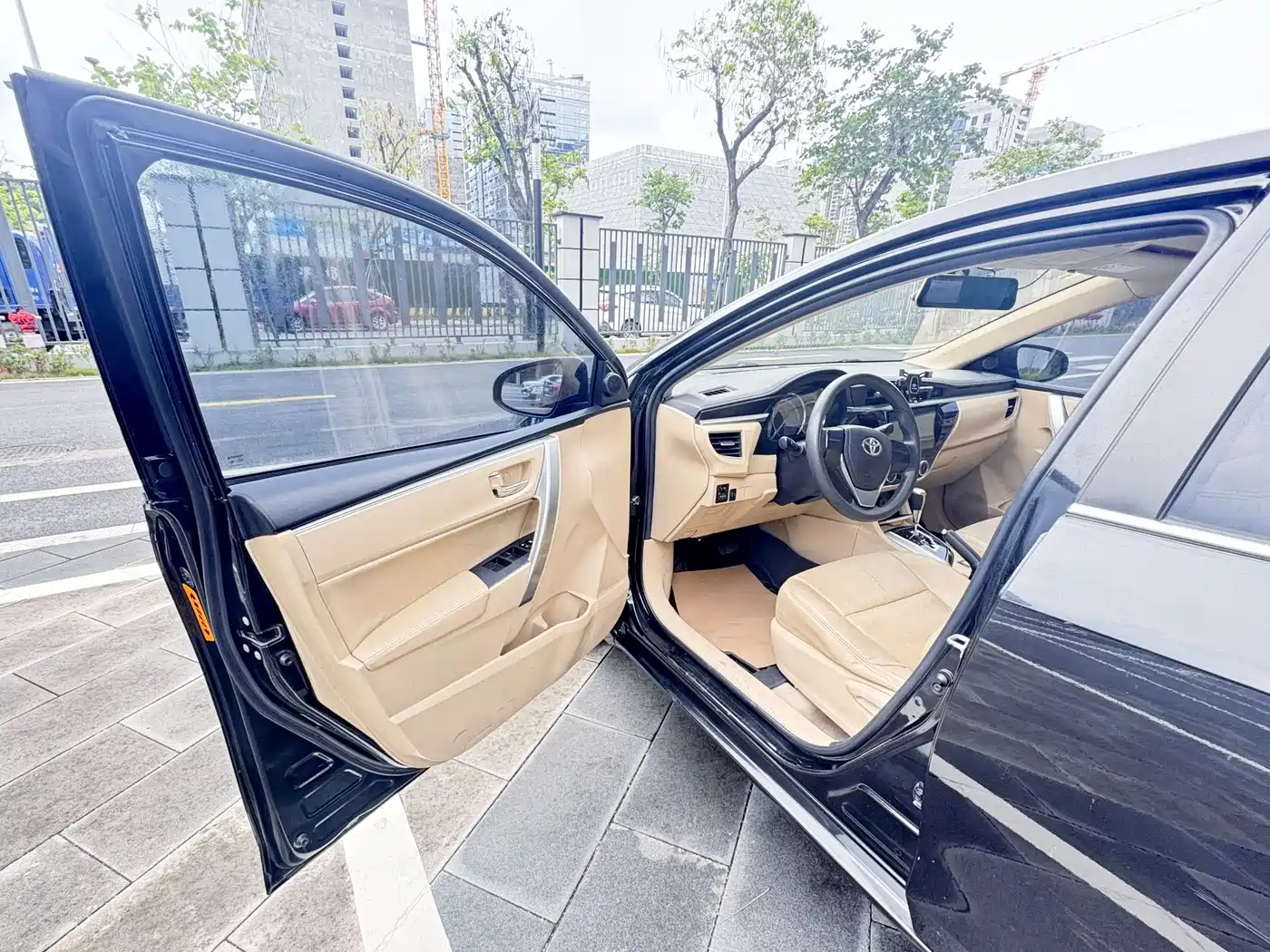 Toyota Corolla 2014 1.6L CVT GL фото 19