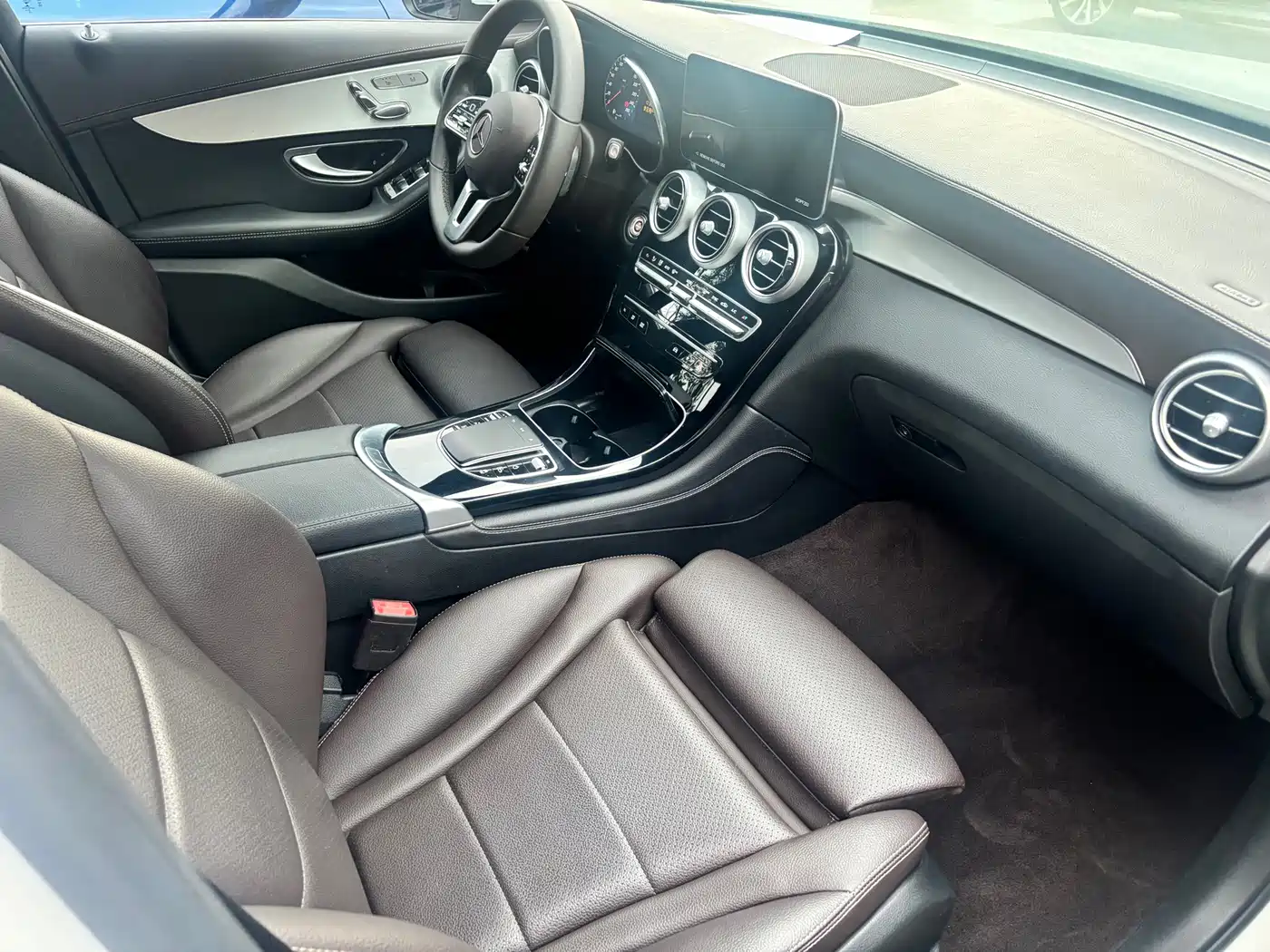 Фото 10 - Mercedes-Benz GLC
