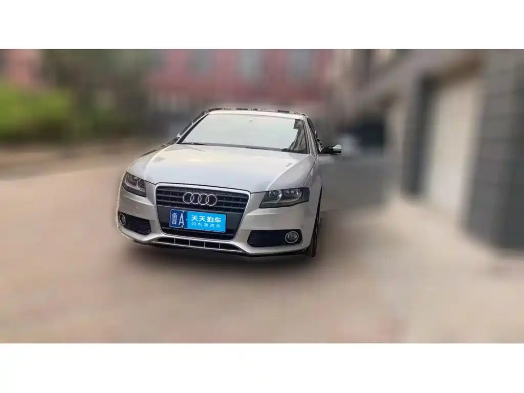 Фото 1 - Audi A4L