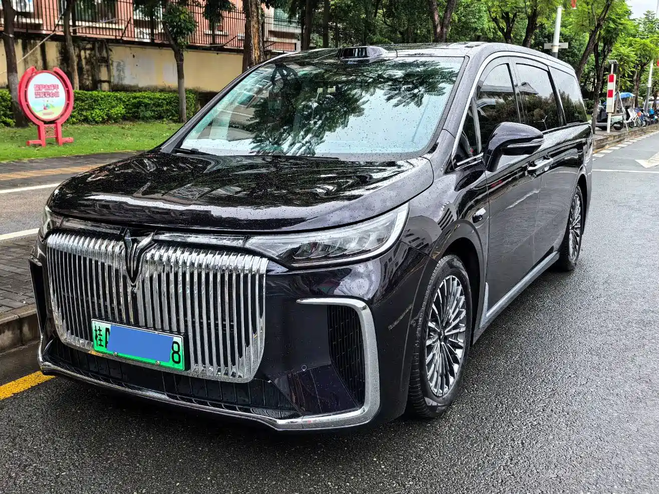 Voyah Auto Voyah Dreamer 2026 2025 Model PHEV Basic Version