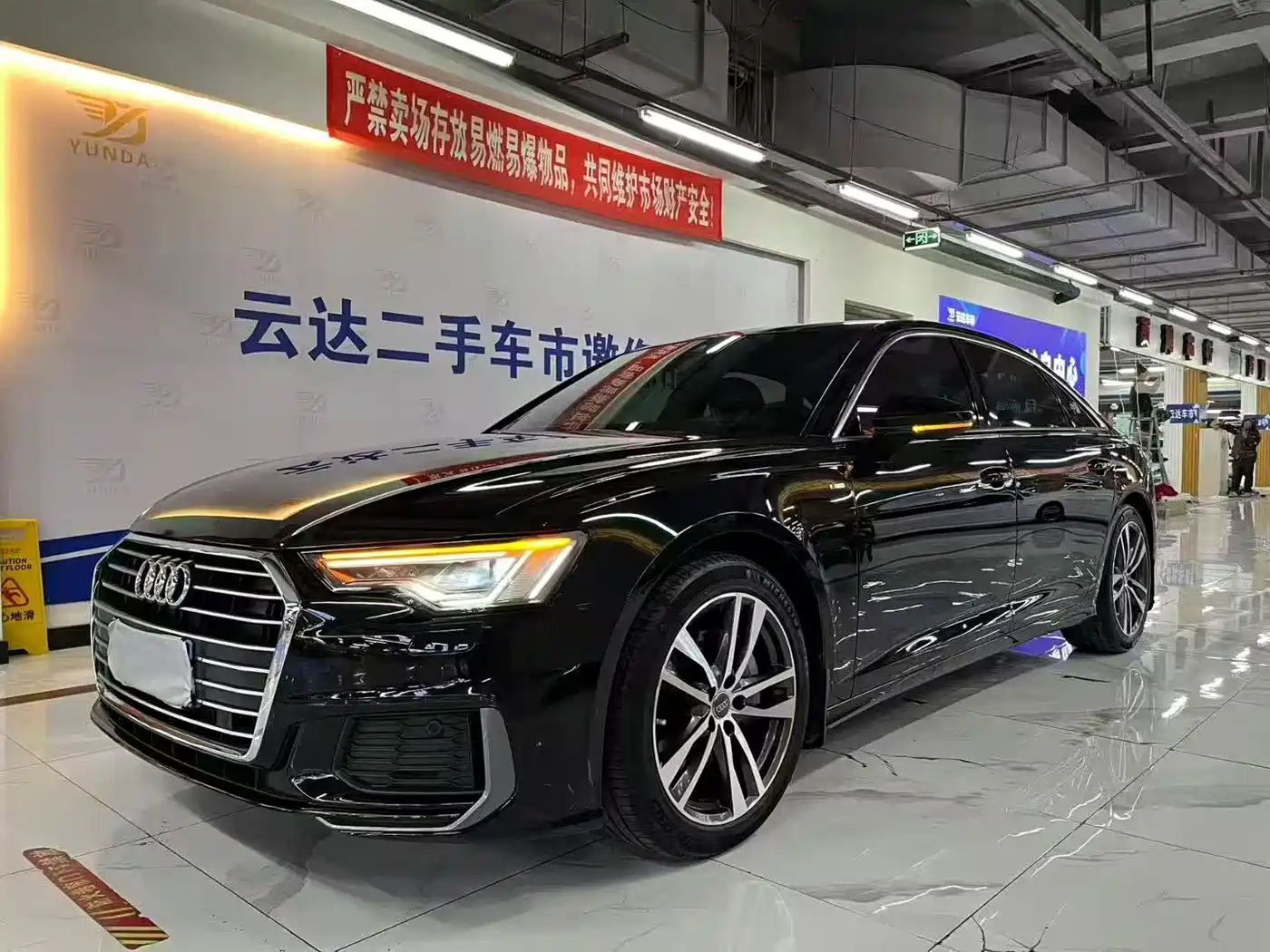 Audi A6L 2020 45 TFSI Premium Dynamic фото 3
