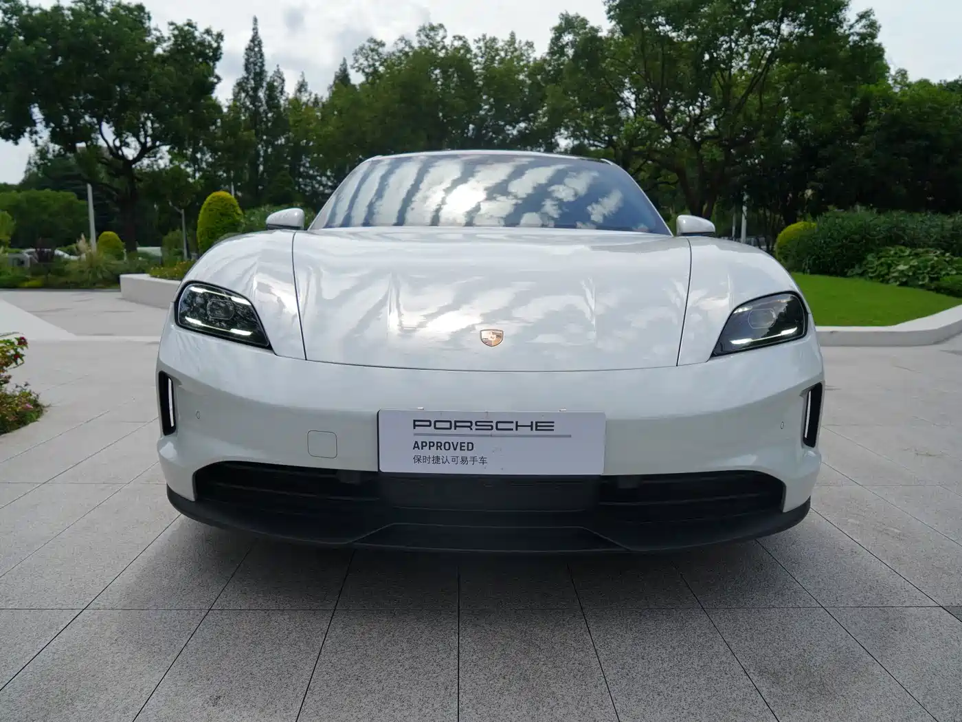 Porsche Taycan 2025 2024 Taycan 4