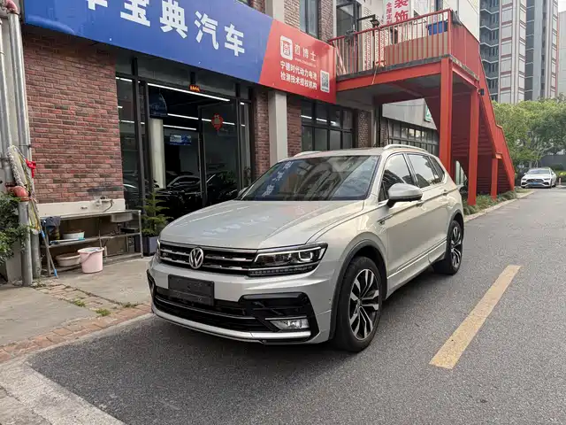 Volkswagen Tiguan L 2019