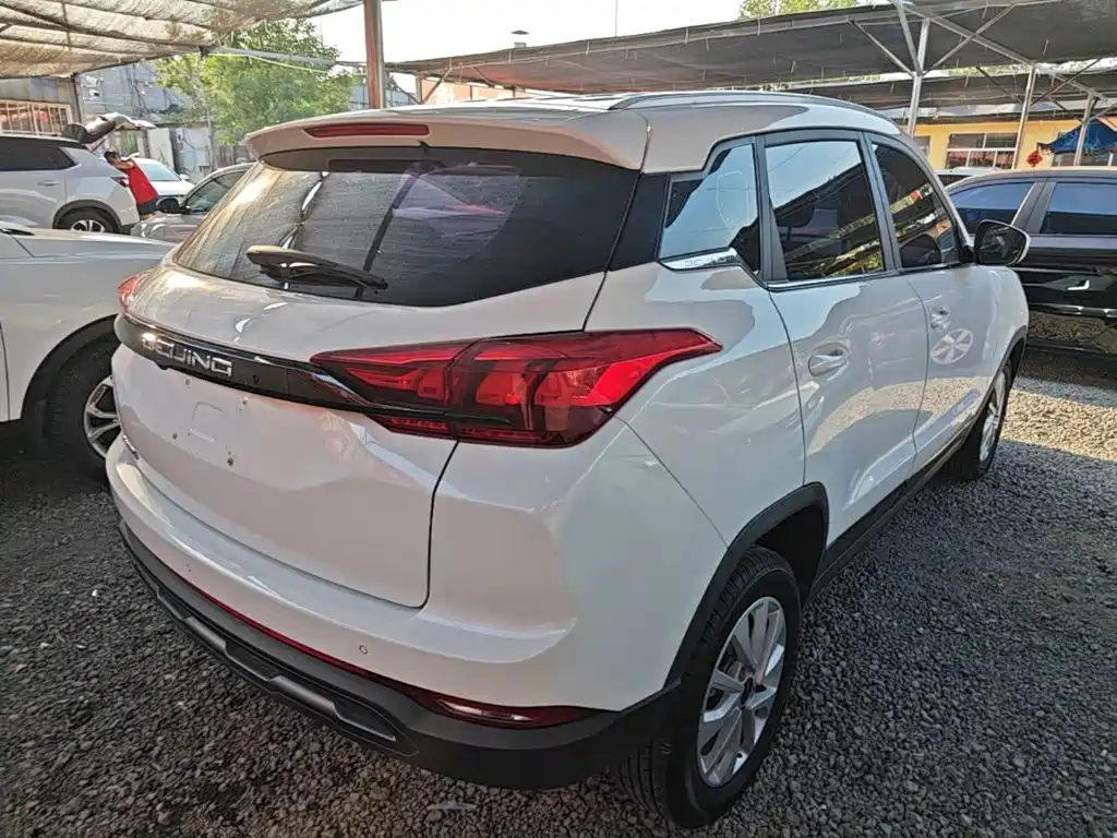BAIC Beijing X3 2022 2021 1.5T CVT Glory
