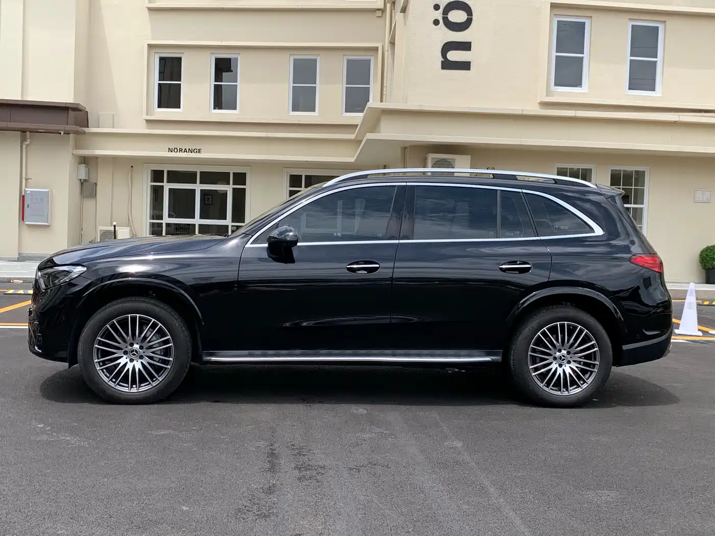 Mercedes-Benz GLC 2024 GLC 300 L 4MATIC Dynamic 5-seater фото 7