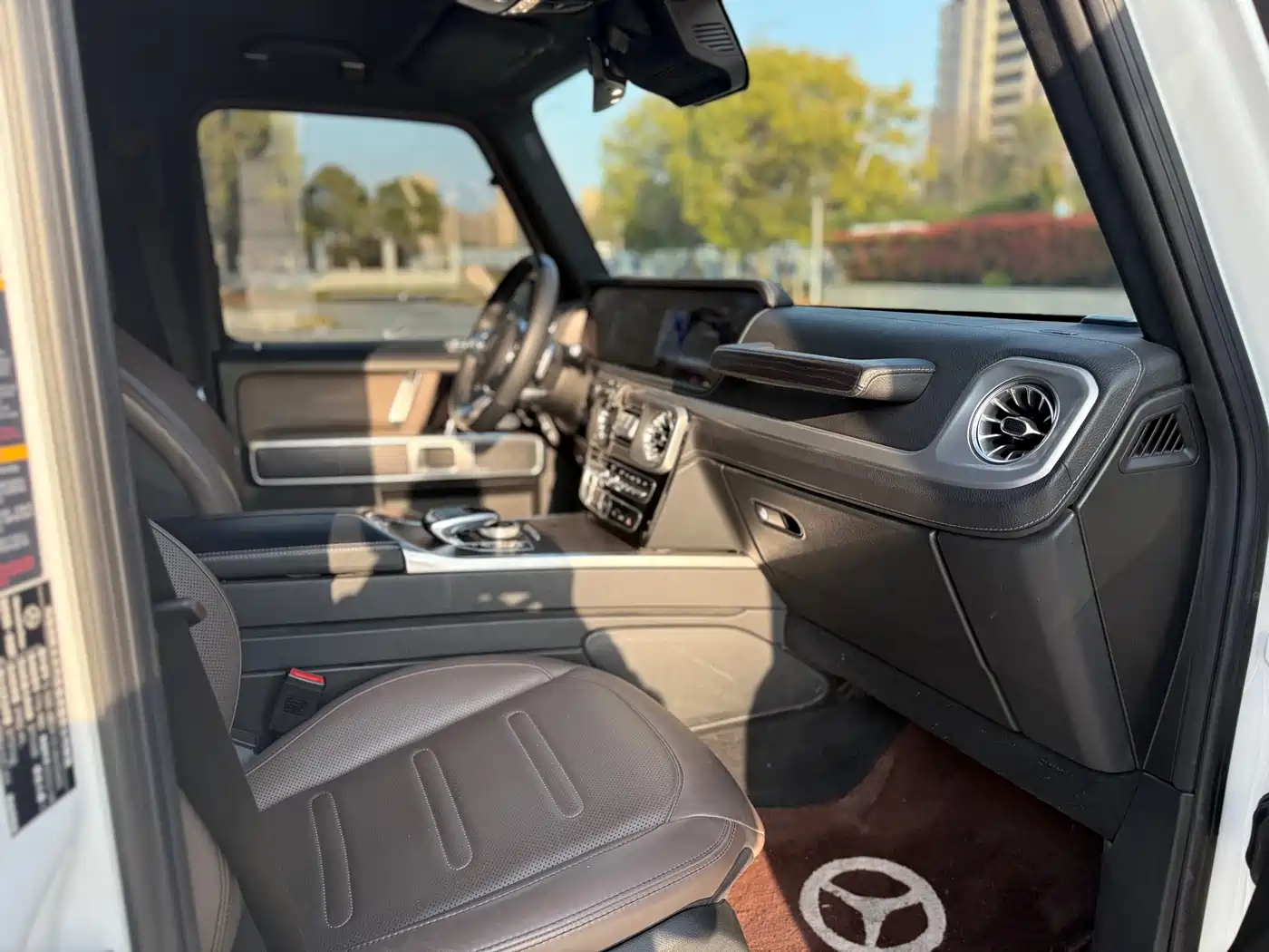 Mercedes-Benz G-Class 2023 G 500 фото 6