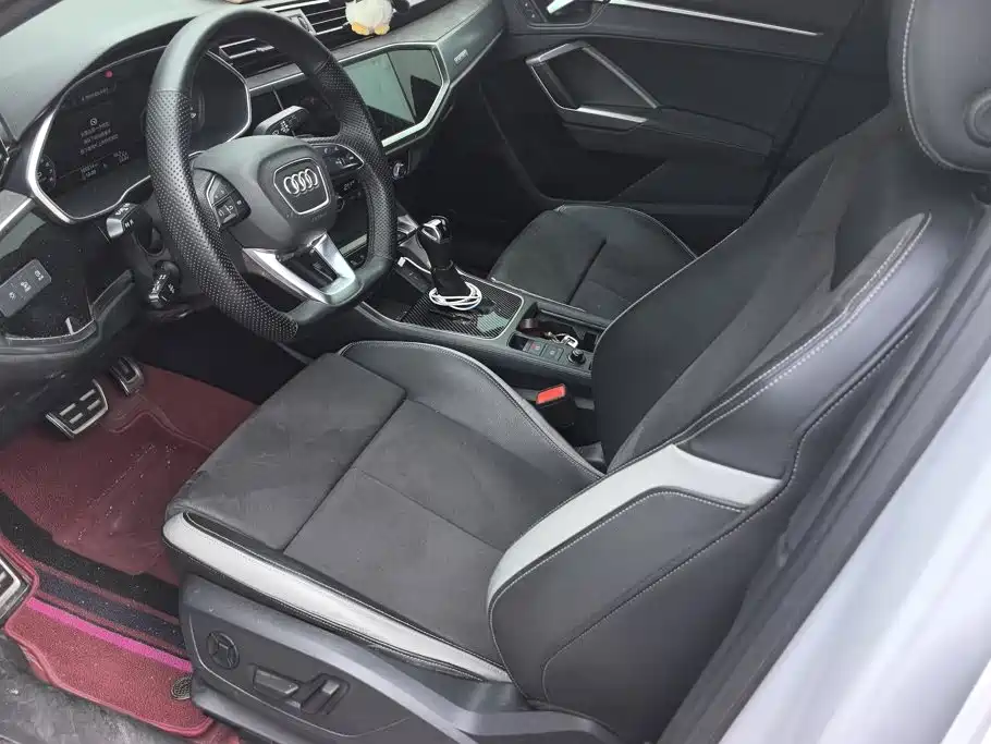 Фото 9 - Audi Q3