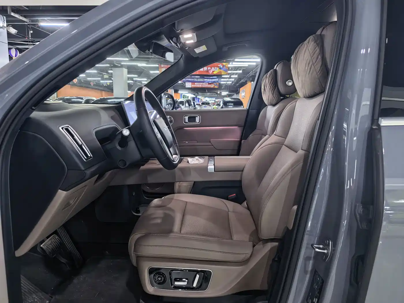 2025 Li Auto Li L8