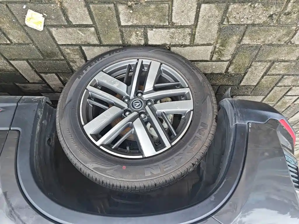 Photo 23 - Changan CS75