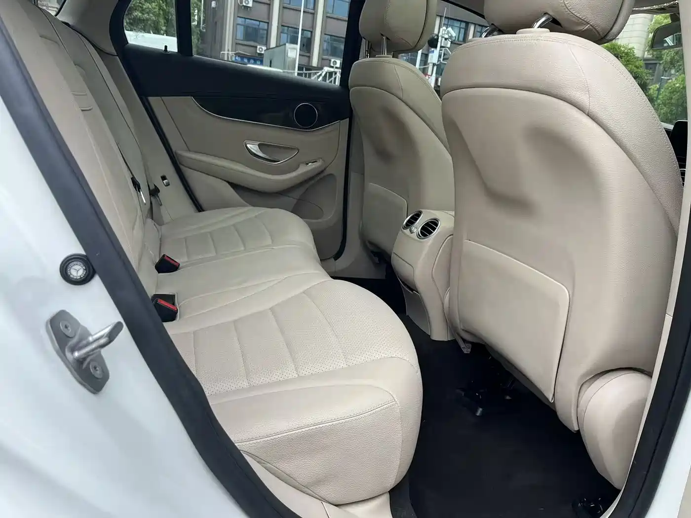 Mercedes-Benz GLC 2017 GLC 260 4MATIC Luxury фото 17