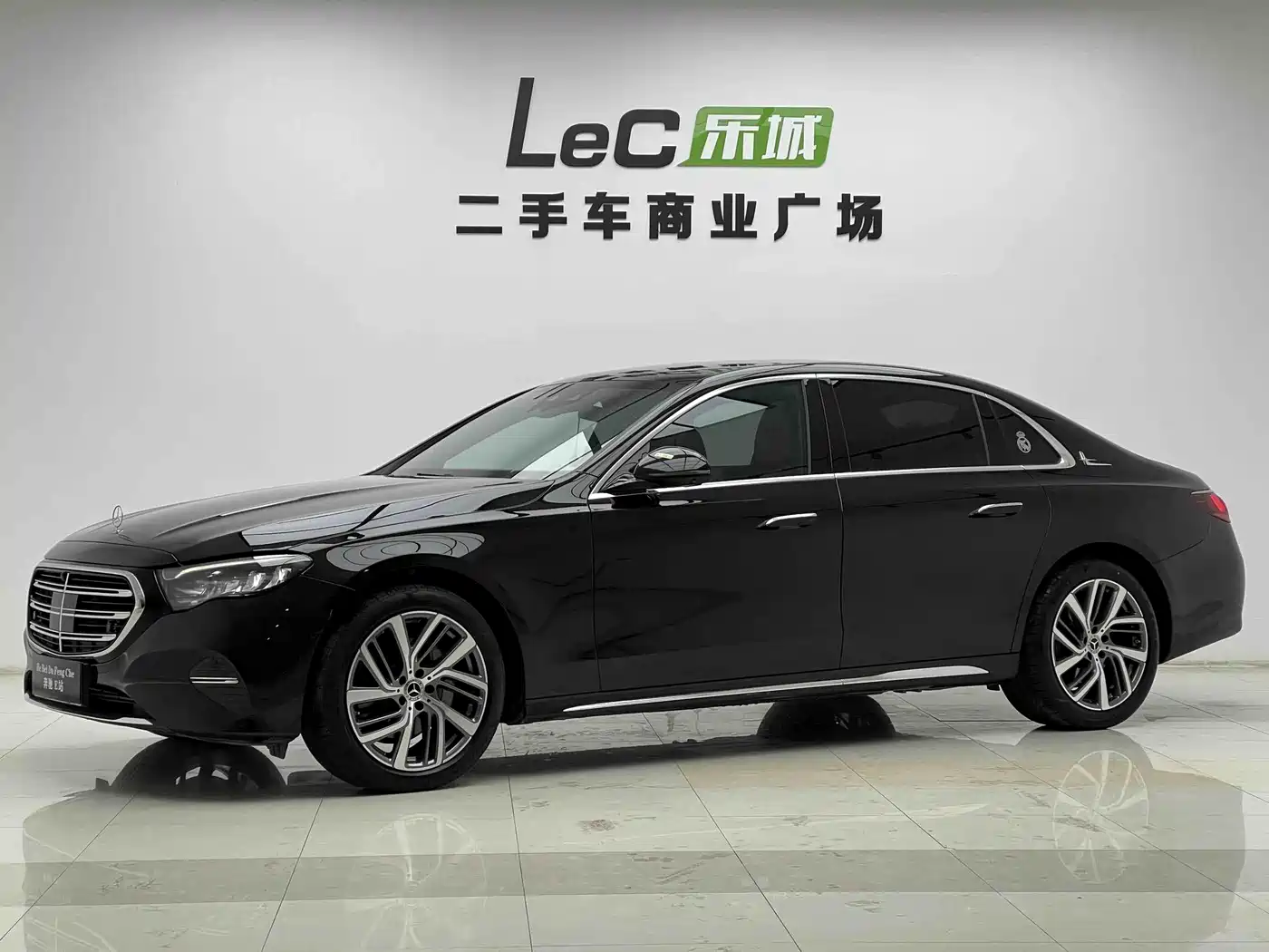 Mercedes-Benz E-Class 2024 E 300 L Fashion