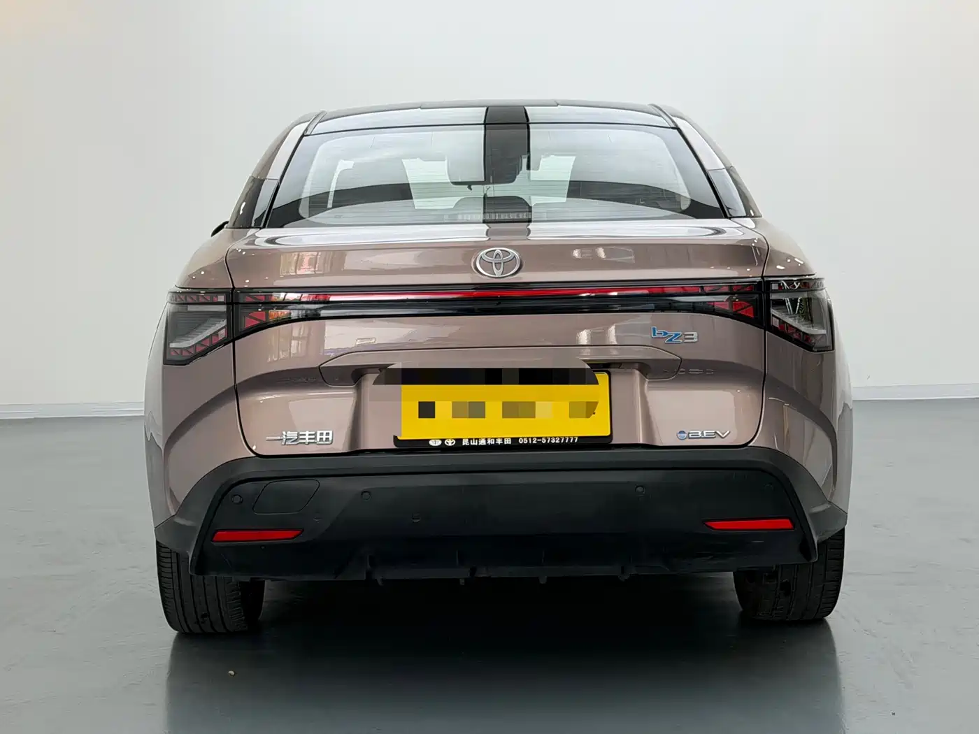 Toyota bZ3 2023 616km Long Range Premium фото 17