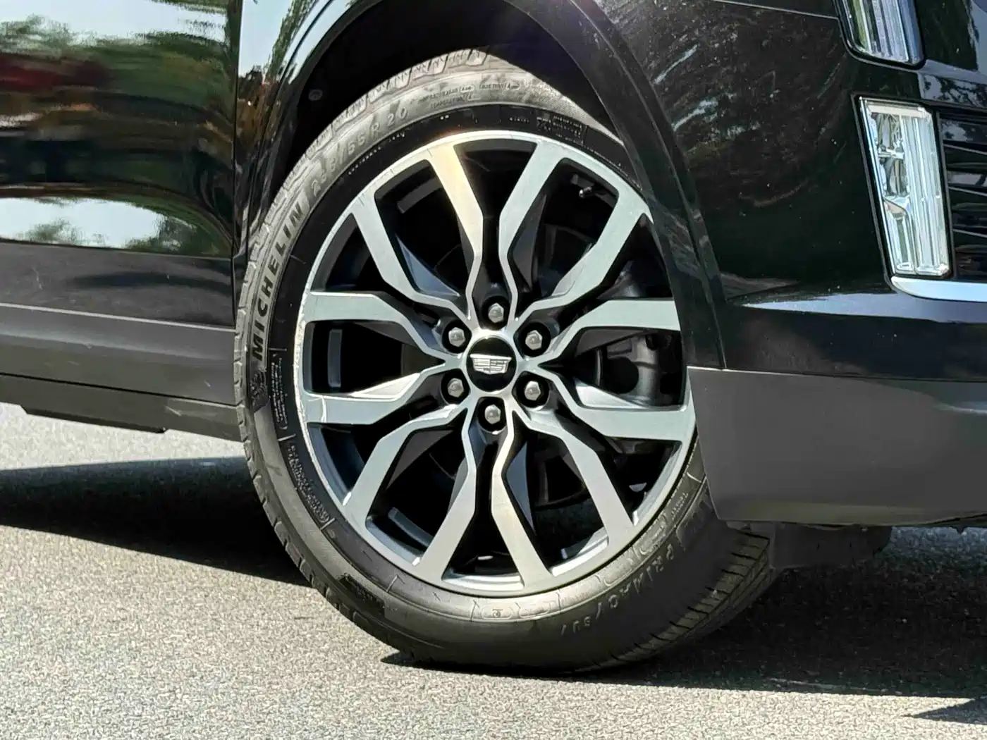 Cadillac XT5 2023 Model 2.0T 4WD Premium (Ultimate Edition) фото 16