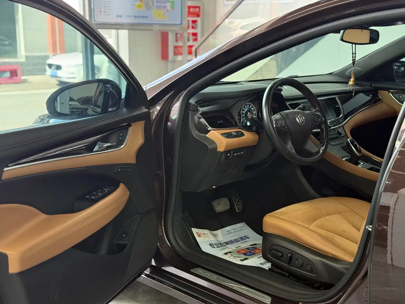 Buick LaCrosse 2016 20T Luxury фото 9