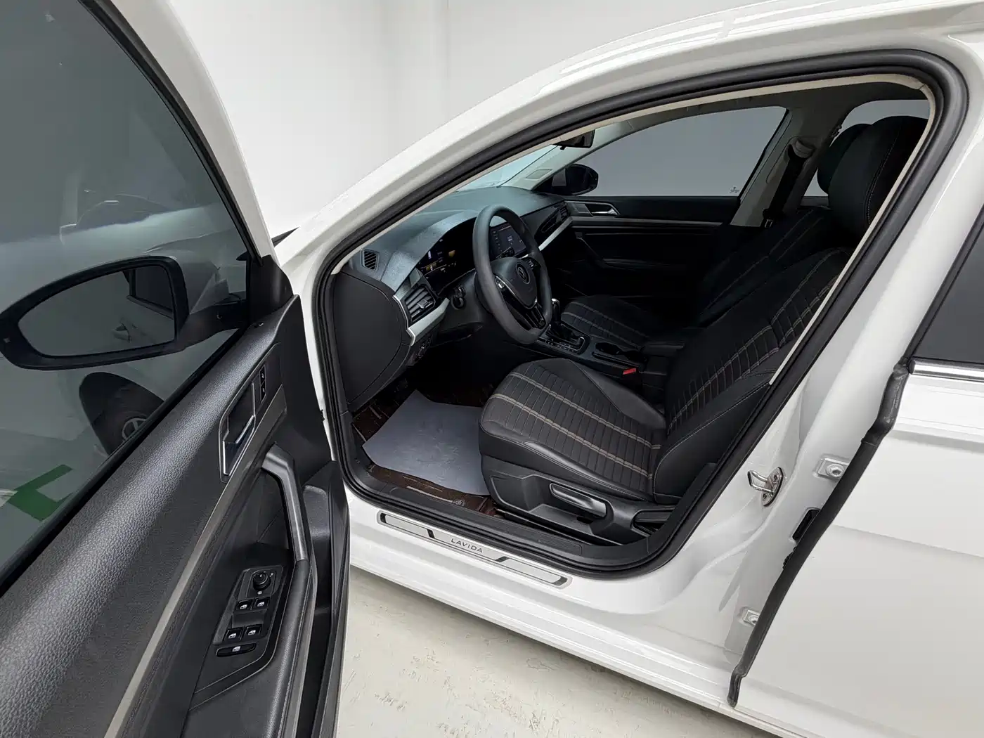 Volkswagen Lavida 2022 280TSI DSG Comfort Edition фото 15