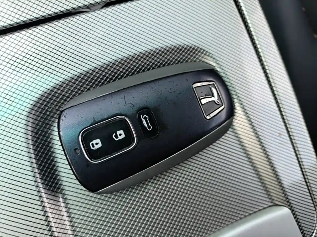 Luxgen U6 SUV 2020 2016 1.8T Intelligent Premium
