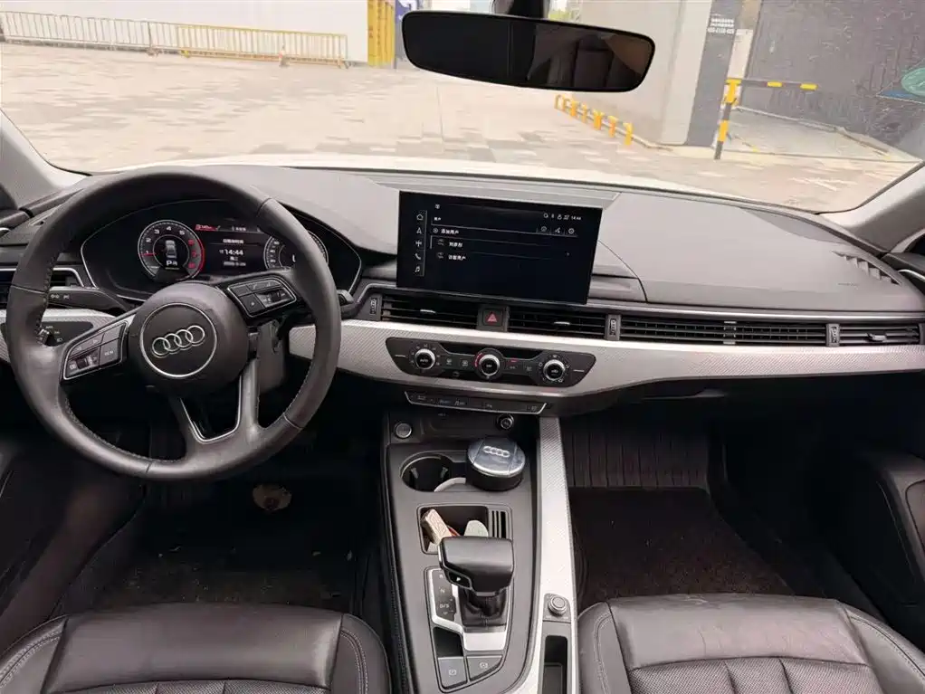 Audi A4L 2020 40 TFSI Fashion Elegance фото 4