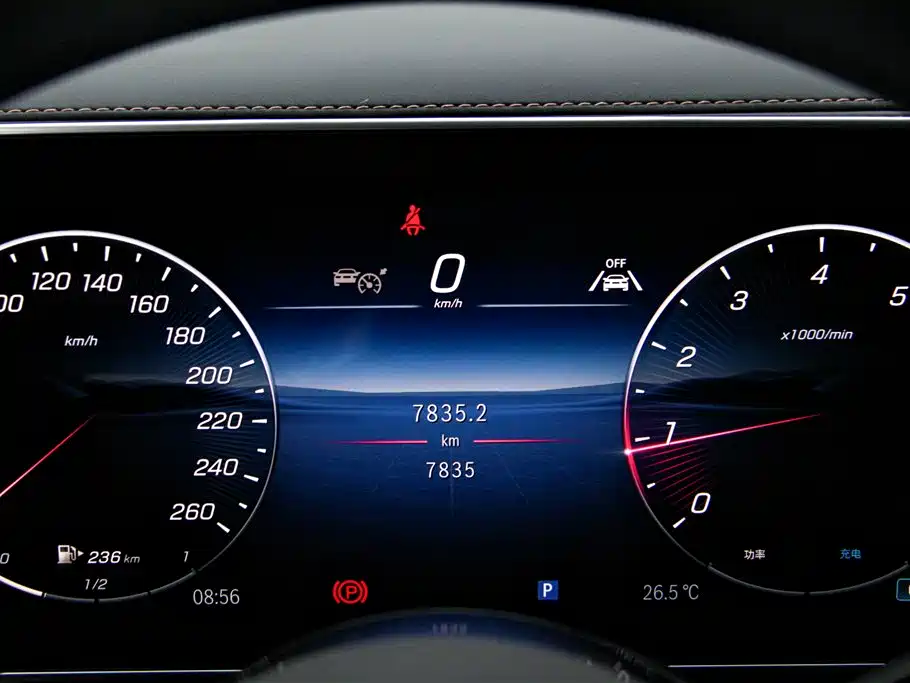 MERCEDES-BENZ GLC